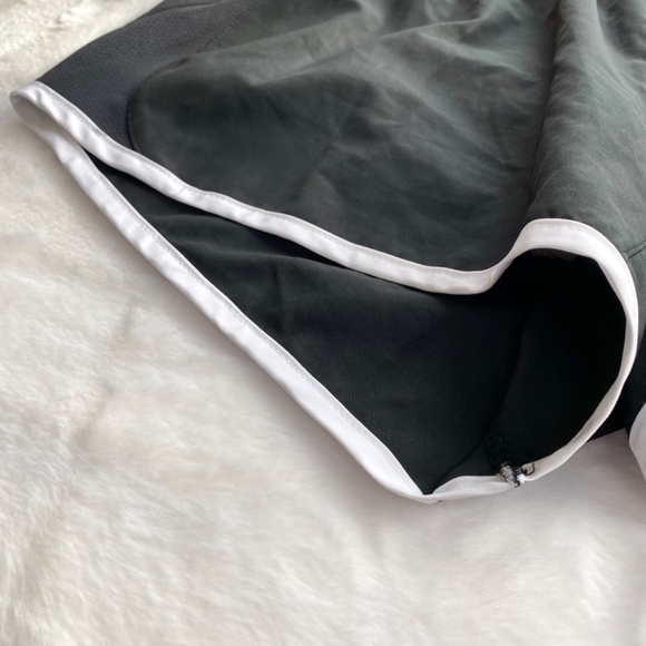 Nike Dri-Fit Running Shorts in Black and White - Picture 3 of 13